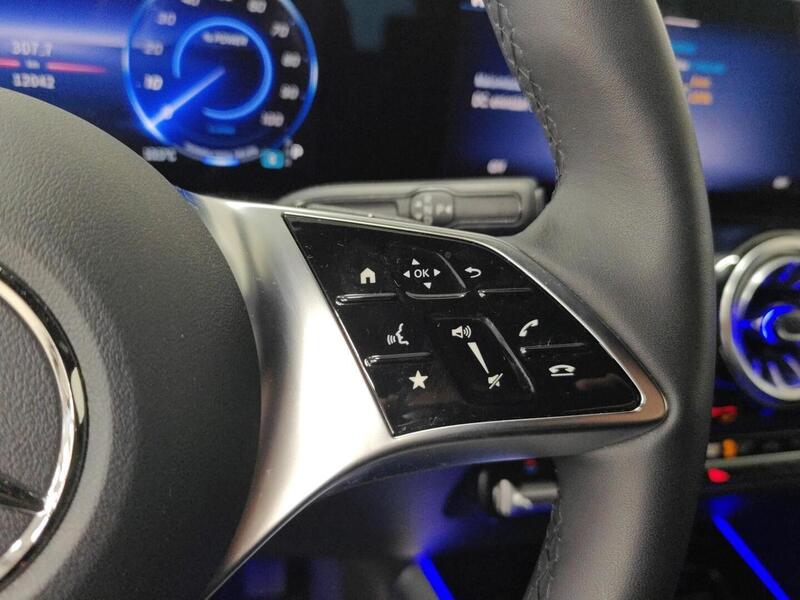 Mercedes-Benz EQA vaihtoauto