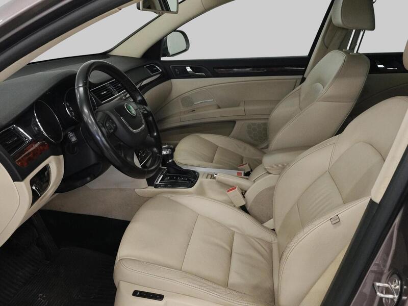 Skoda Superb vaihtoauto