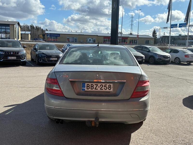 Mercedes-Benz C vaihtoauto
