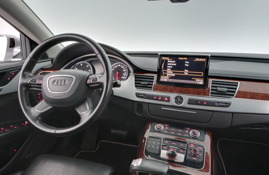 Audi A8 vaihtoauto