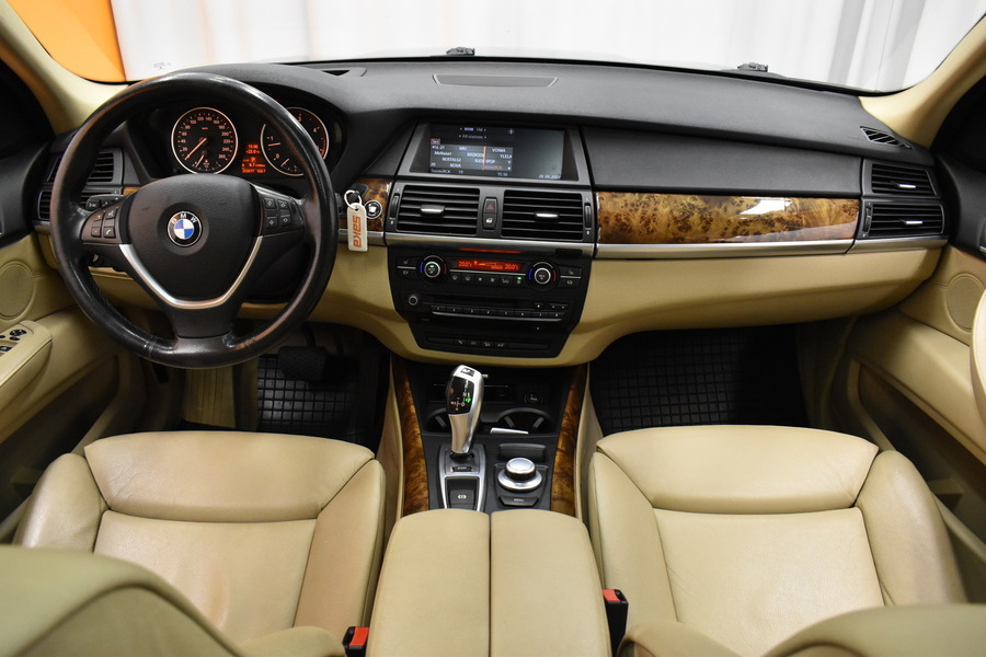 BMW X5 vaihtoauto