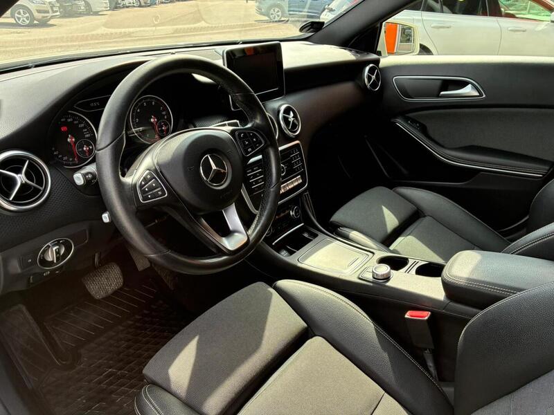 Mercedes-Benz A vaihtoauto