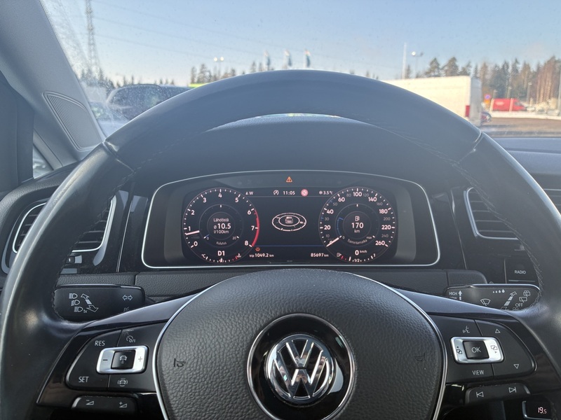 Volkswagen Golf vaihtoauto