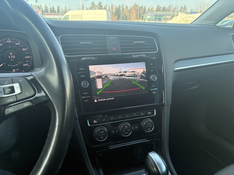 Volkswagen Golf vaihtoauto