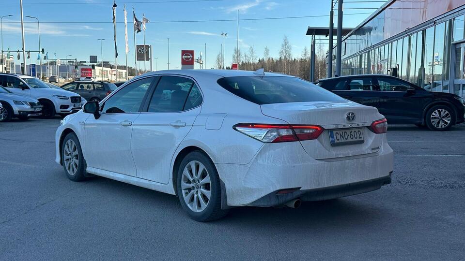 Toyota Camry vaihtoauto