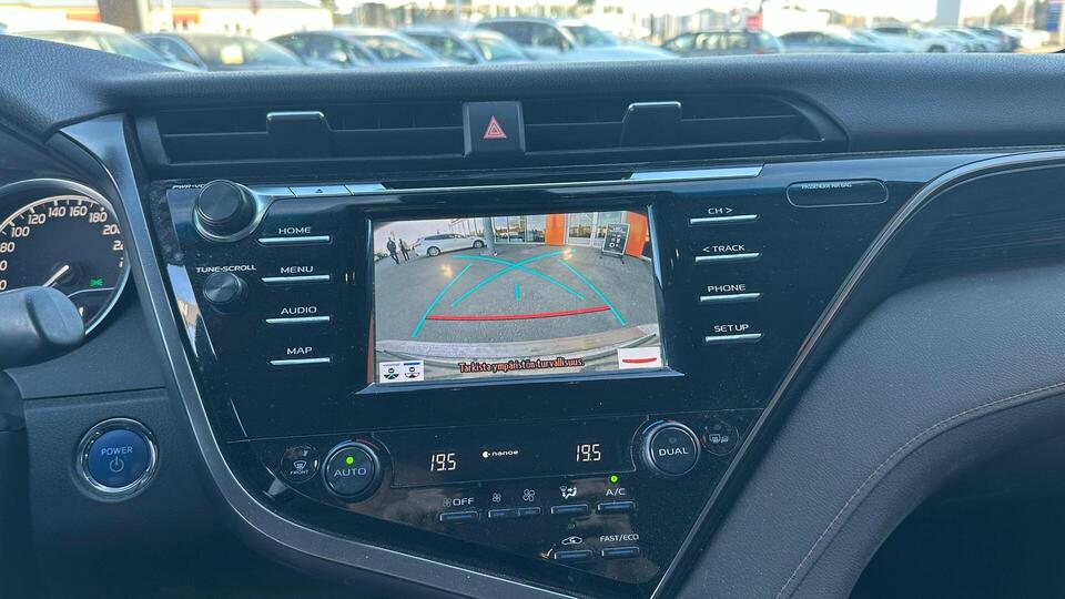 Toyota Camry vaihtoauto