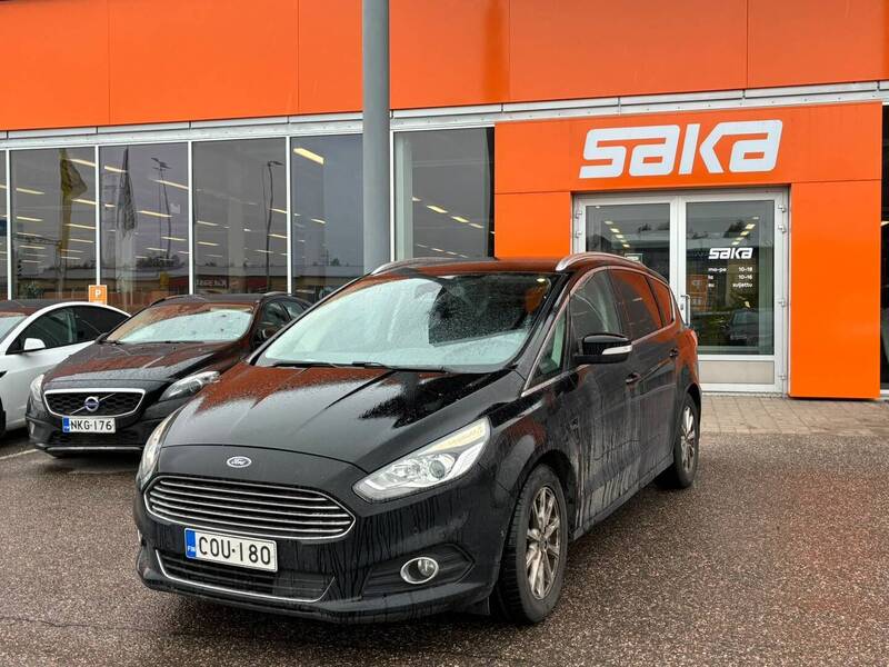Ford S-MAX vaihtoauto
