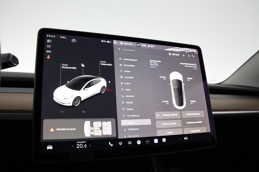 Tesla Model 3 vaihtoauto