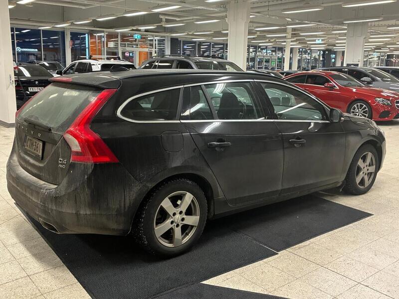 Volvo V60 vaihtoauto