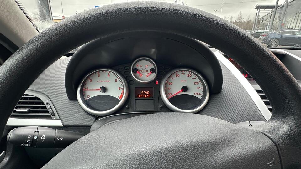 Peugeot 207 vaihtoauto