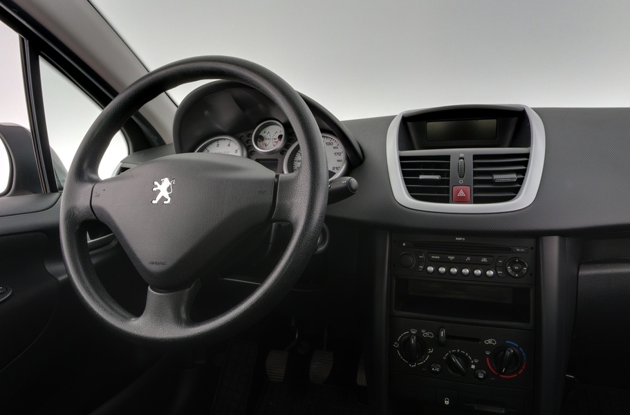 Peugeot 207 vaihtoauto