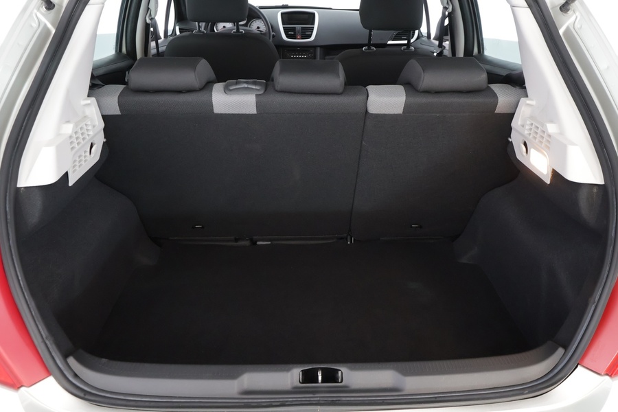 Peugeot 207 vaihtoauto