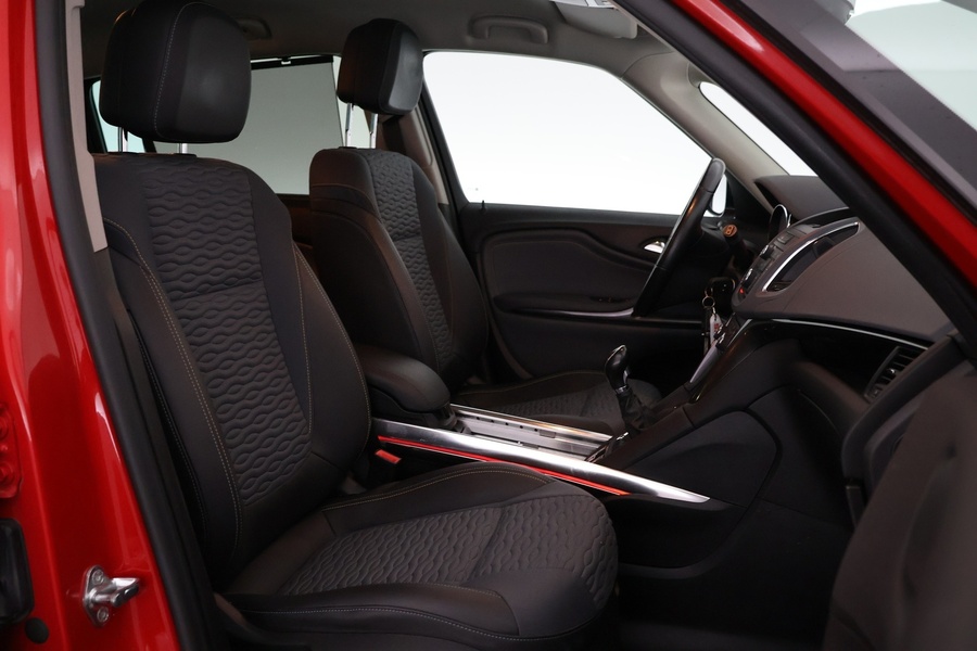 Opel Zafira Tourer vaihtoauto