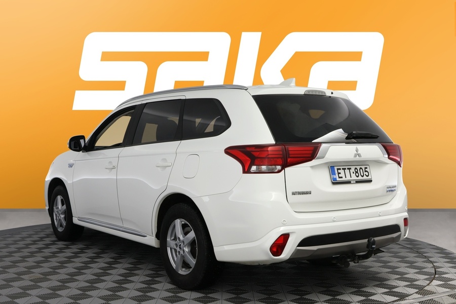 Mitsubishi Outlander PHEV vaihtoauto