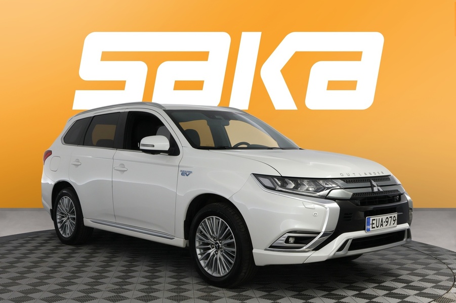 Mitsubishi Outlander PHEV vaihtoauto