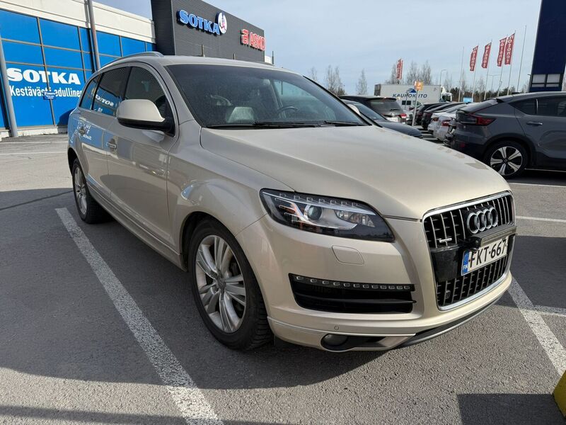 Audi Q7 vaihtoauto