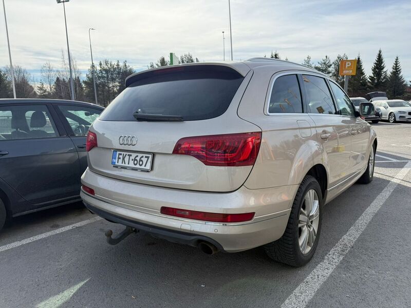 Audi Q7 vaihtoauto