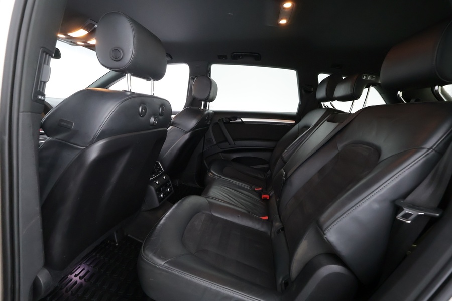 Audi Q7 vaihtoauto
