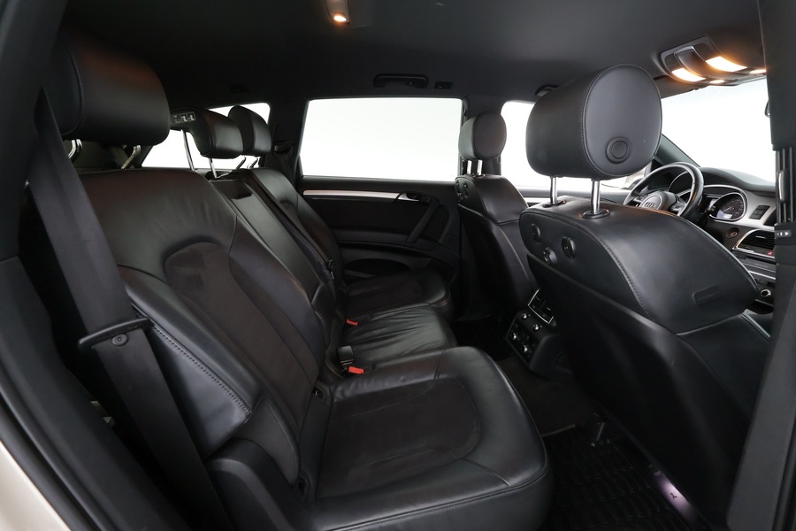 Audi Q7 vaihtoauto