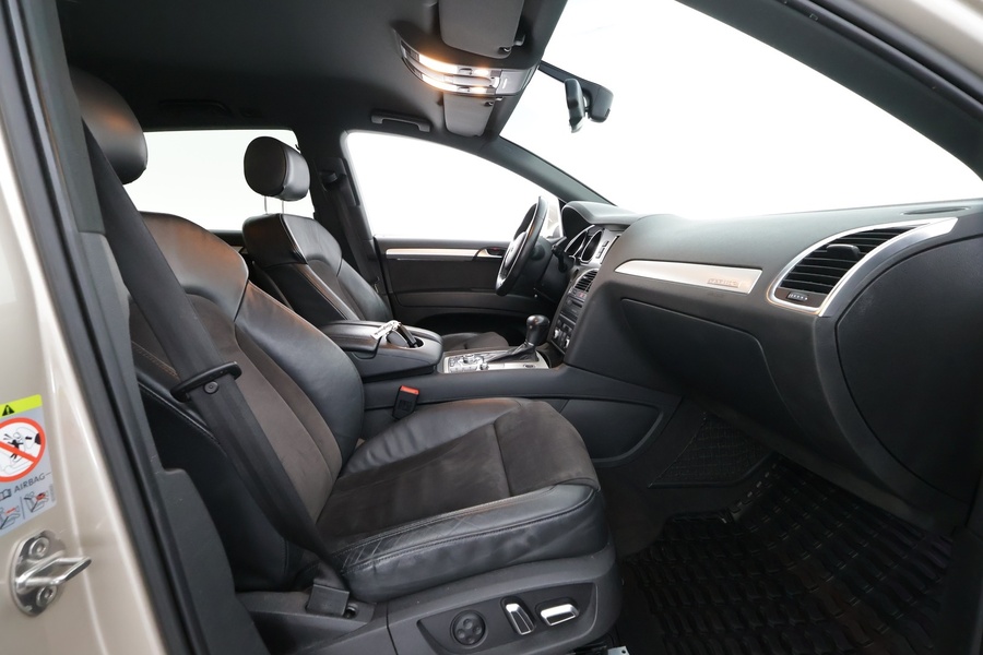 Audi Q7 vaihtoauto