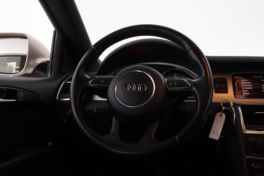 Audi Q7 vaihtoauto