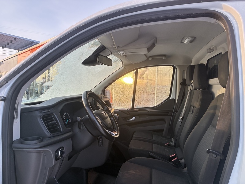 Ford Transit Custom vaihtoauto