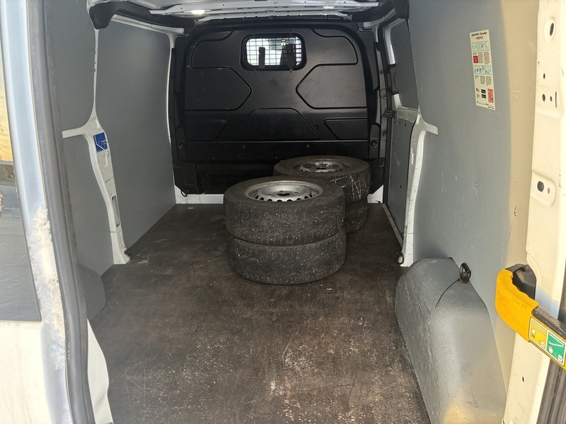 Ford Transit Custom vaihtoauto