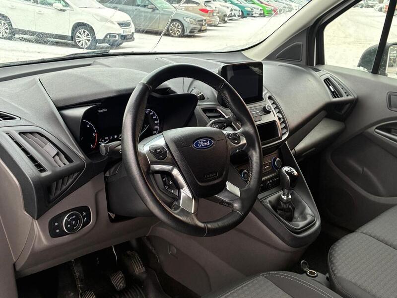 Ford Transit Connect vaihtoauto