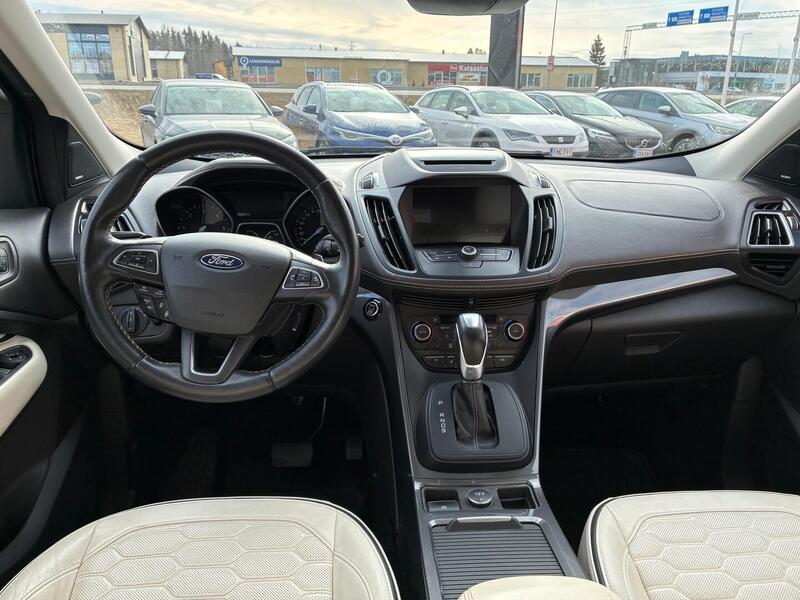 Ford Kuga vaihtoauto