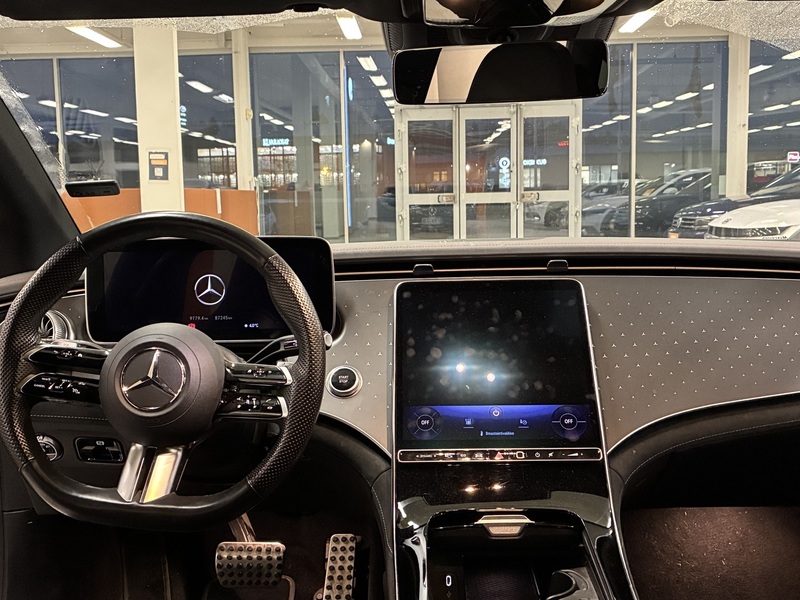 Mercedes-Benz EQE vaihtoauto