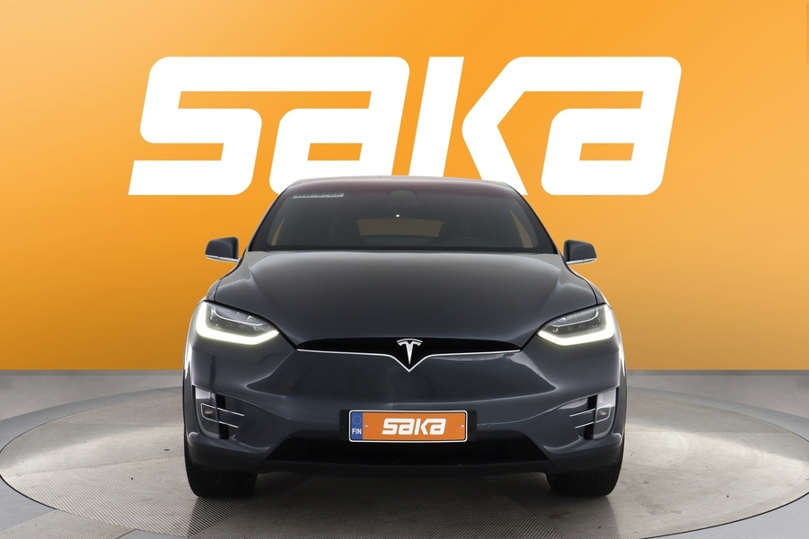 Tesla Model X vaihtoauto