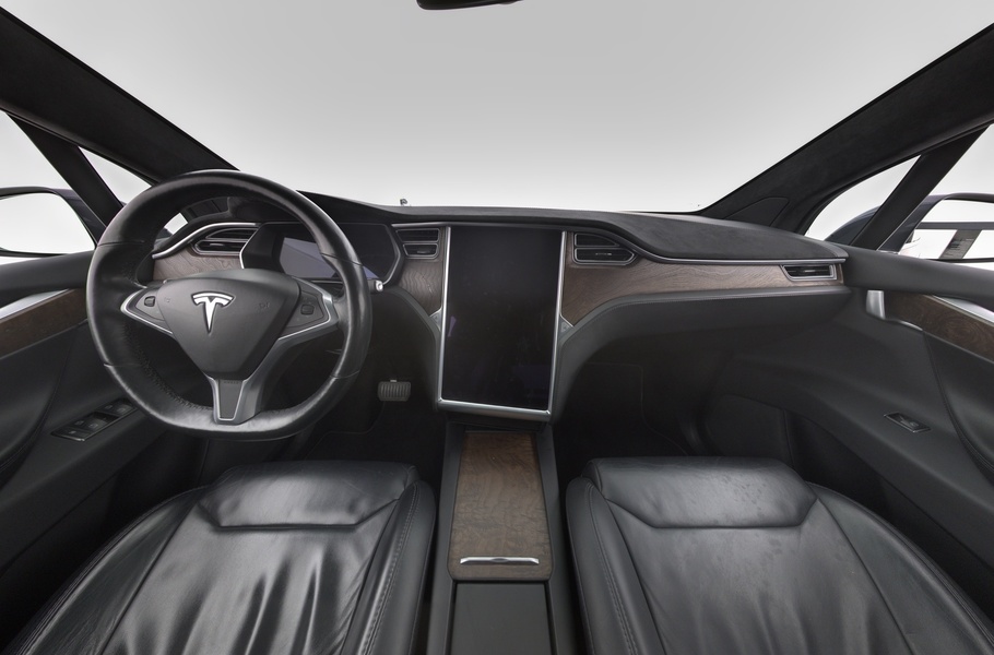 Tesla Model X vaihtoauto