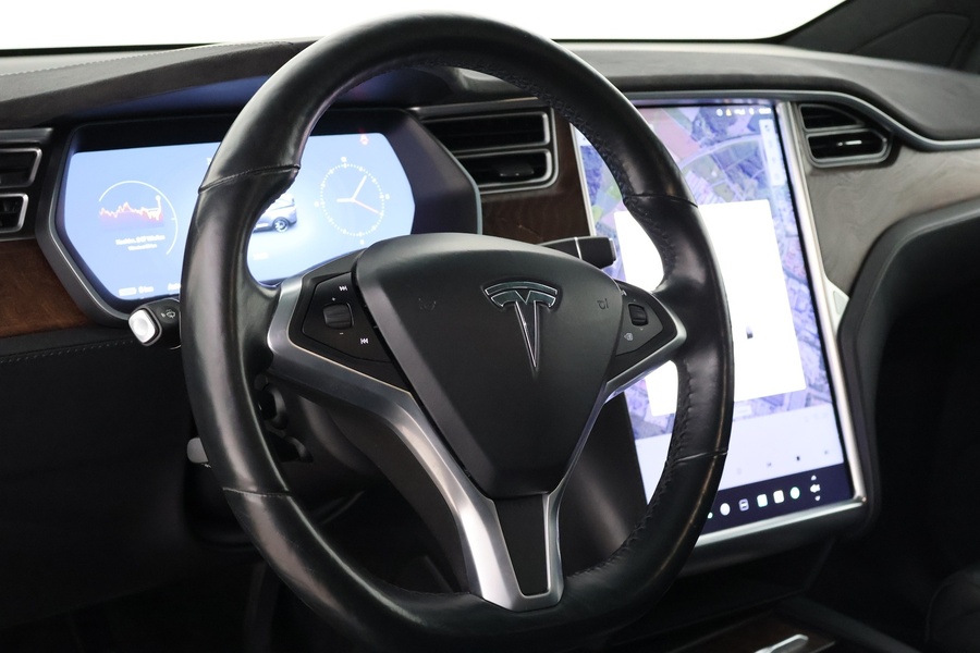 Tesla Model X vaihtoauto