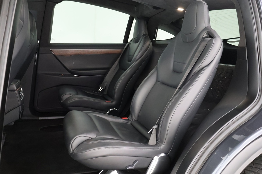 Tesla Model X vaihtoauto