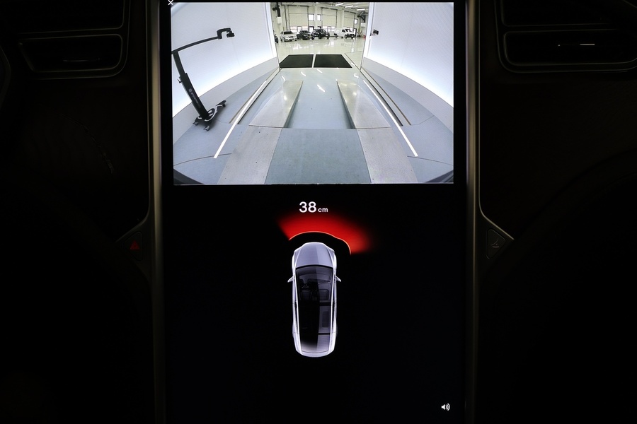 Tesla Model X vaihtoauto