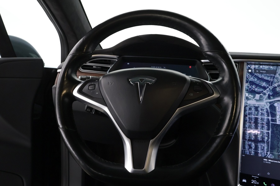 Tesla Model X vaihtoauto