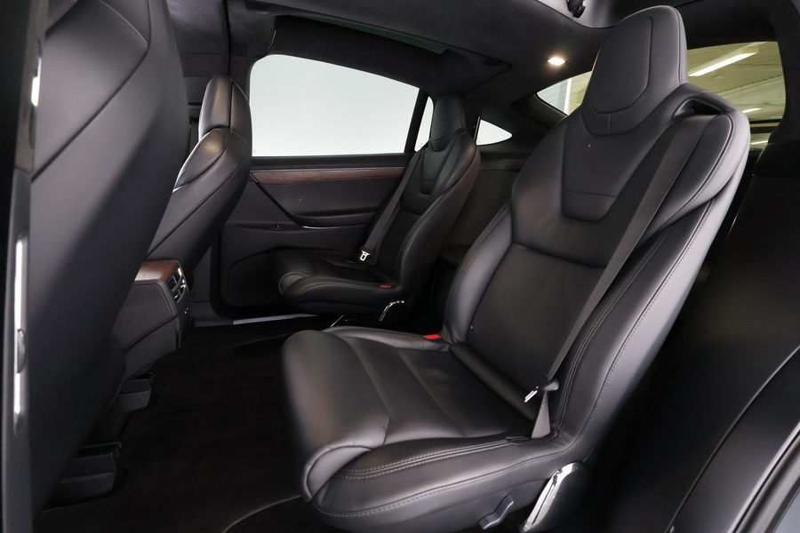 Tesla Model X vaihtoauto