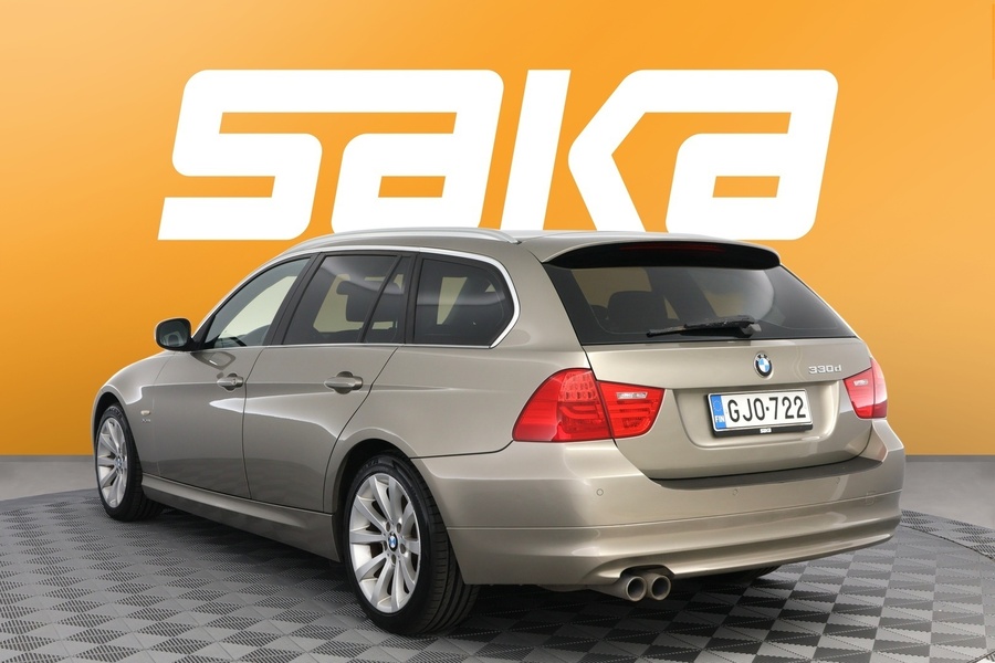 BMW 330 vaihtoauto