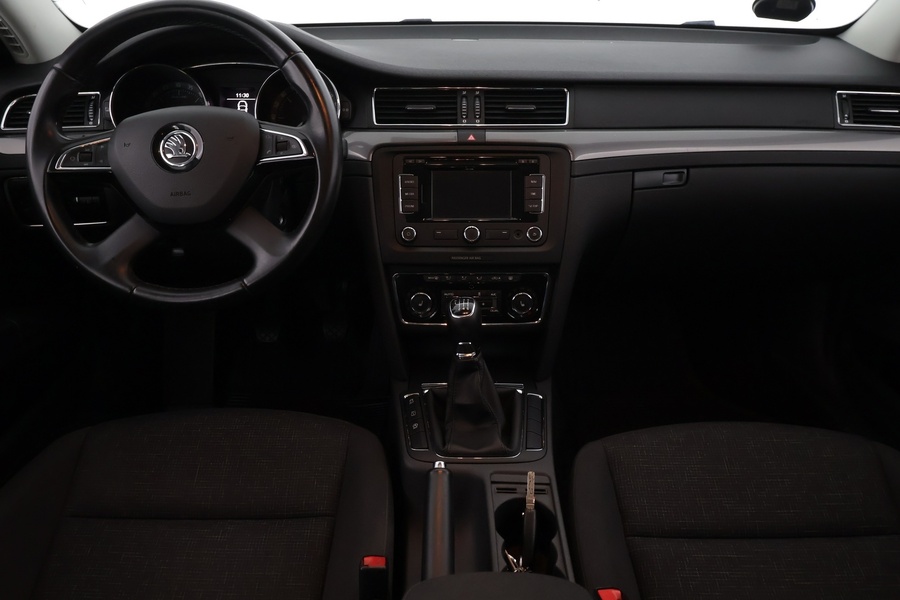 Skoda Superb vaihtoauto