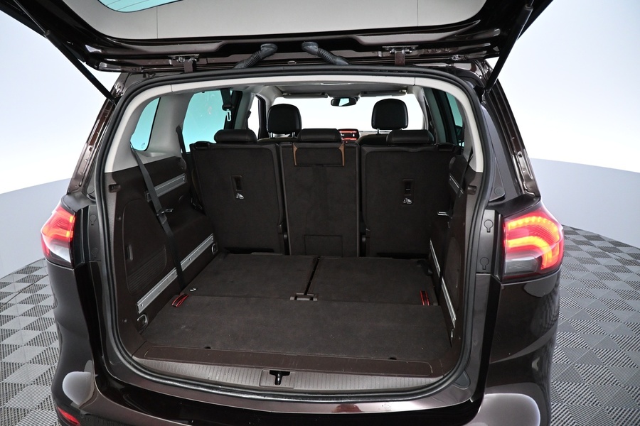 Opel Zafira Tourer vaihtoauto