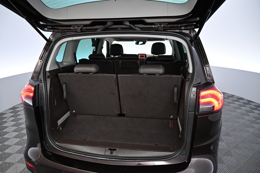 Opel Zafira Tourer vaihtoauto