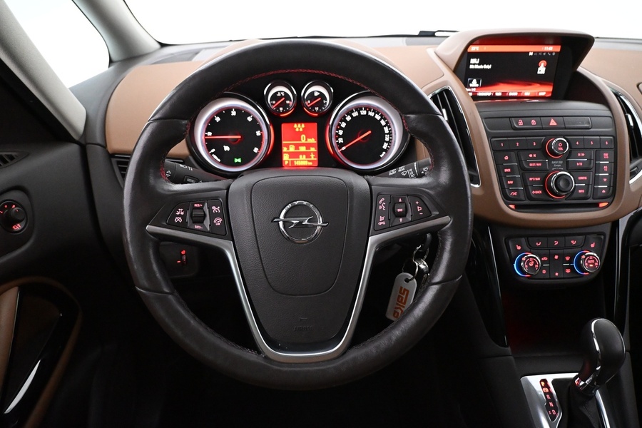 Opel Zafira Tourer vaihtoauto