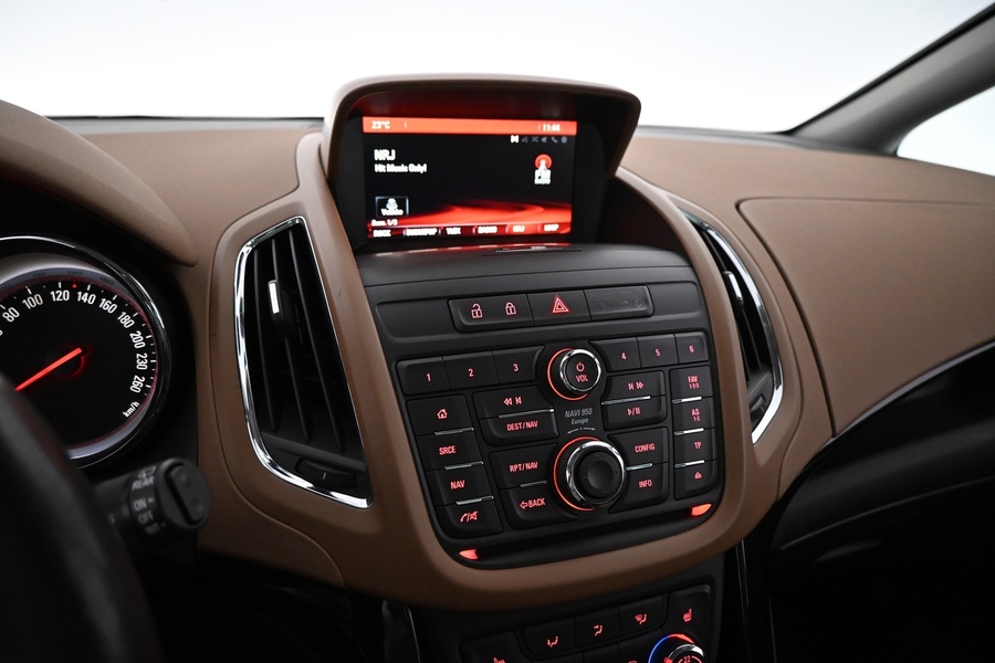 Opel Zafira Tourer vaihtoauto