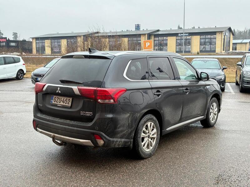 Mitsubishi Outlander vaihtoauto