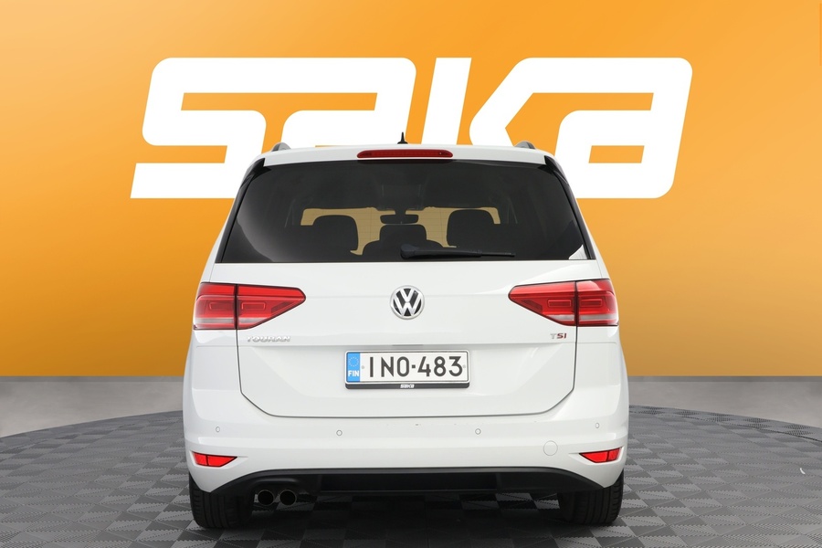 Volkswagen Touran vaihtoauto