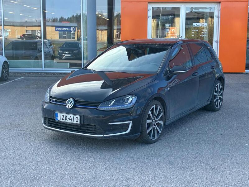 Volkswagen Golf vaihtoauto