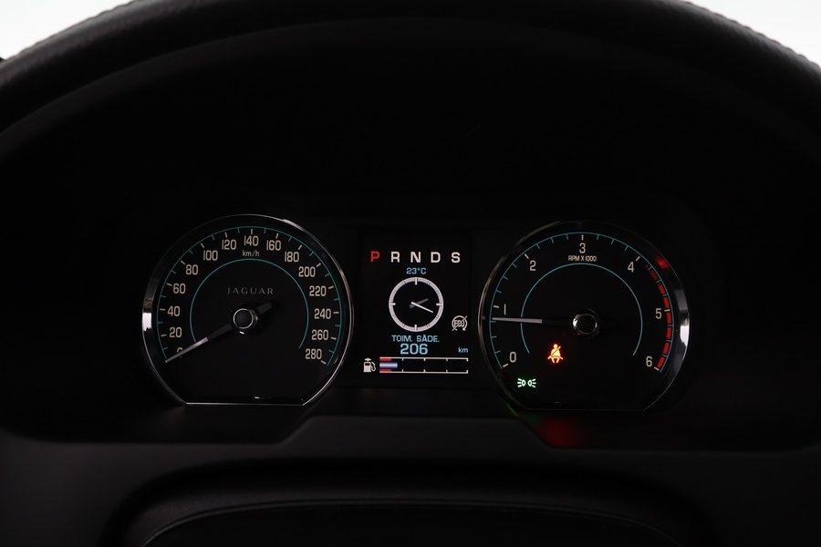 Jaguar XF vaihtoauto