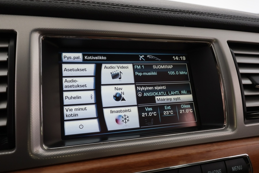 Jaguar XF vaihtoauto