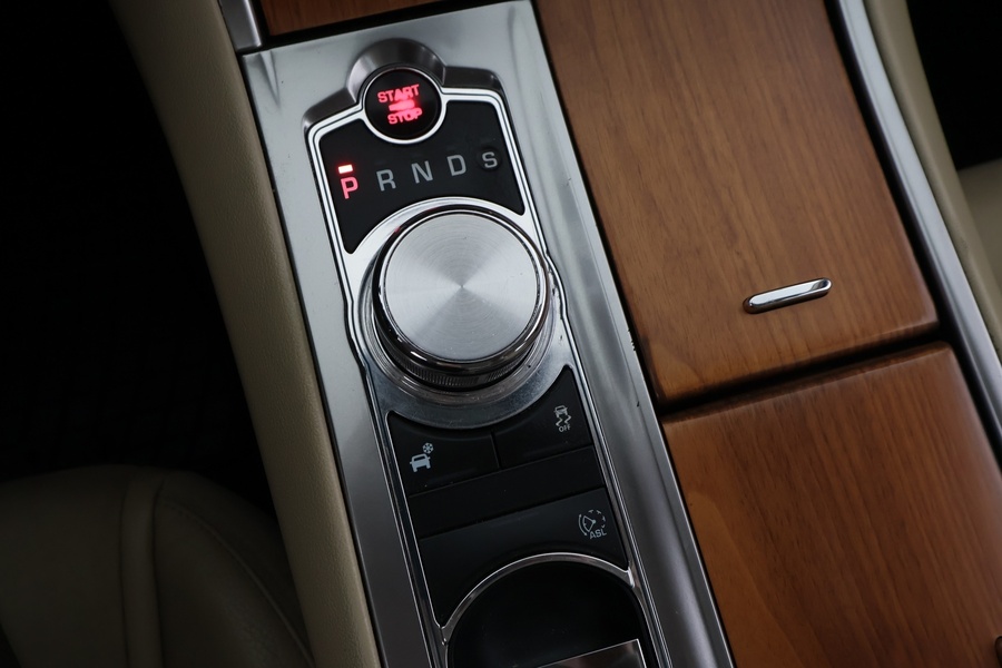 Jaguar XF vaihtoauto