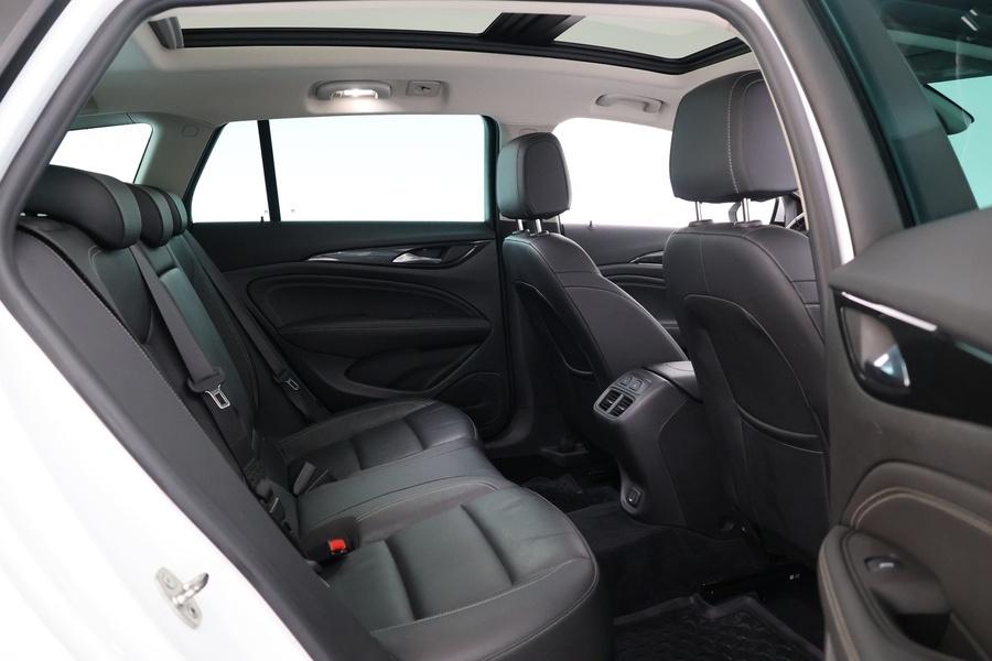 Opel Insignia vaihtoauto